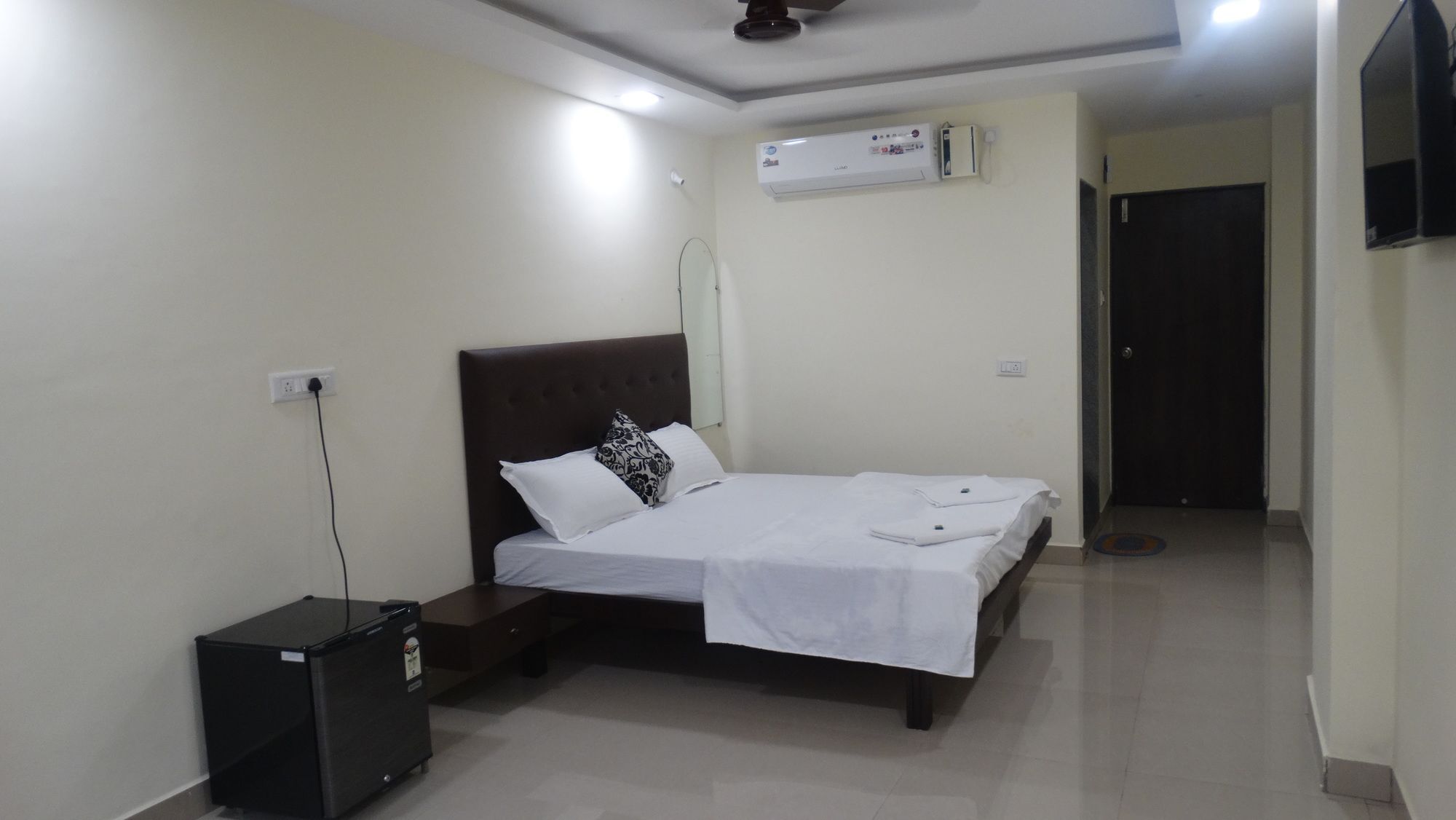 Swaraj The Goan Dream Hotel Calangute Exterior foto